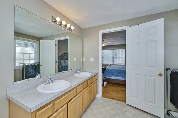 $5,999 | 27 Cranberry Lane, Burlington, MA 01803