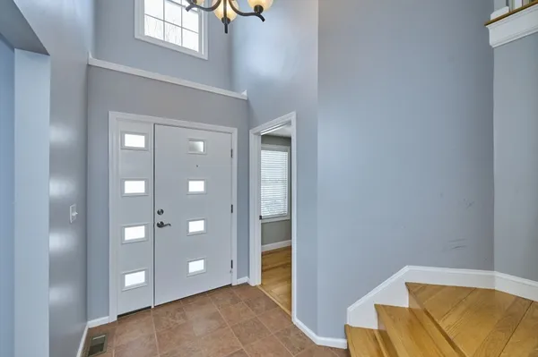 $5,999 | 27 Cranberry Lane, Burlington, MA 01803