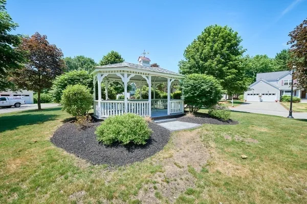 $5,999 | 27 Cranberry Lane, Burlington, MA 01803