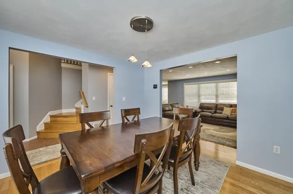 $5,999 | 27 Cranberry Lane, Burlington, MA 01803