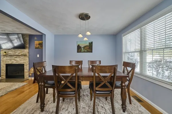 $5,999 | 27 Cranberry Lane, Burlington, MA 01803