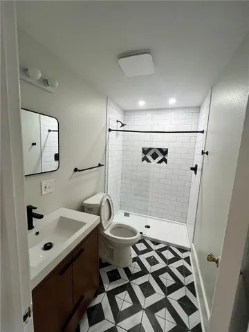 $1,600 | 2015 Camp Street, Unit A, New Orleans, LA 70130