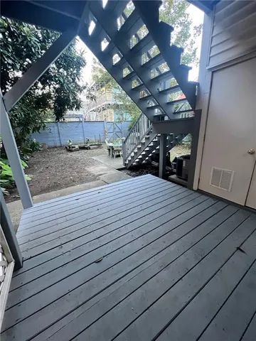 $1,600 | 2015 Camp Street, Unit A, New Orleans, LA 70130