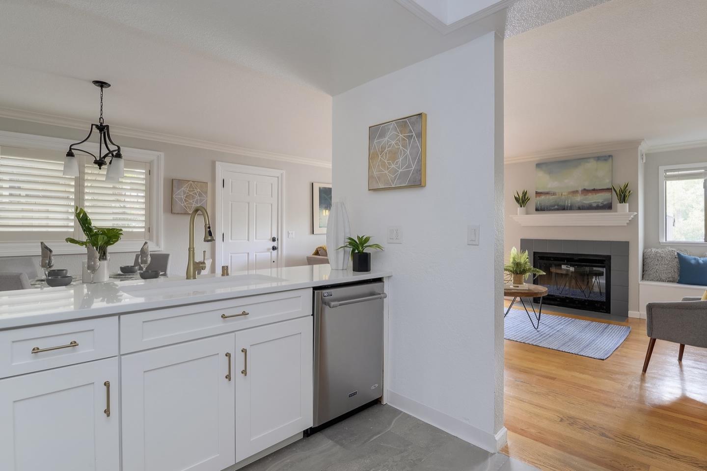 71 Roberts Road, Unit 5 Los Gatos, CA 95032 - Photo 12 of 27 Gallery Image 12