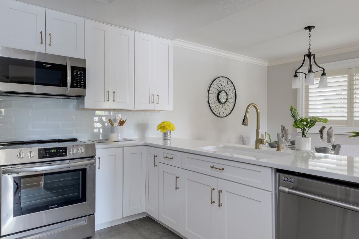 71 Roberts Road, Unit 5 Los Gatos, CA 95032 - Photo 13 of 27 Gallery Image 13