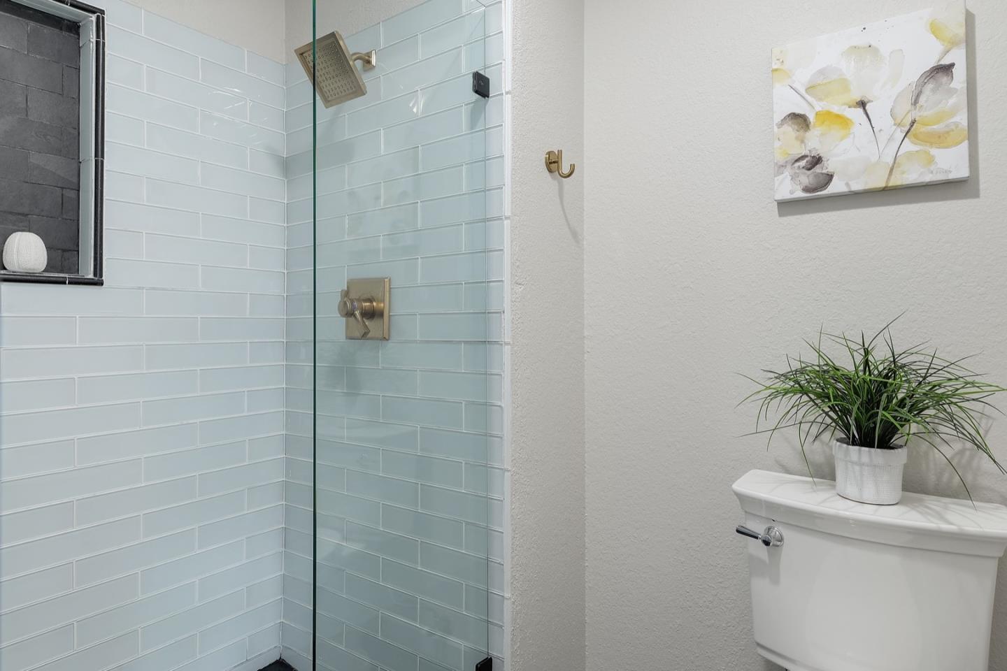 71 Roberts Road, Unit 5 Los Gatos, CA 95032 - Photo 18 of 27 Gallery Image 18