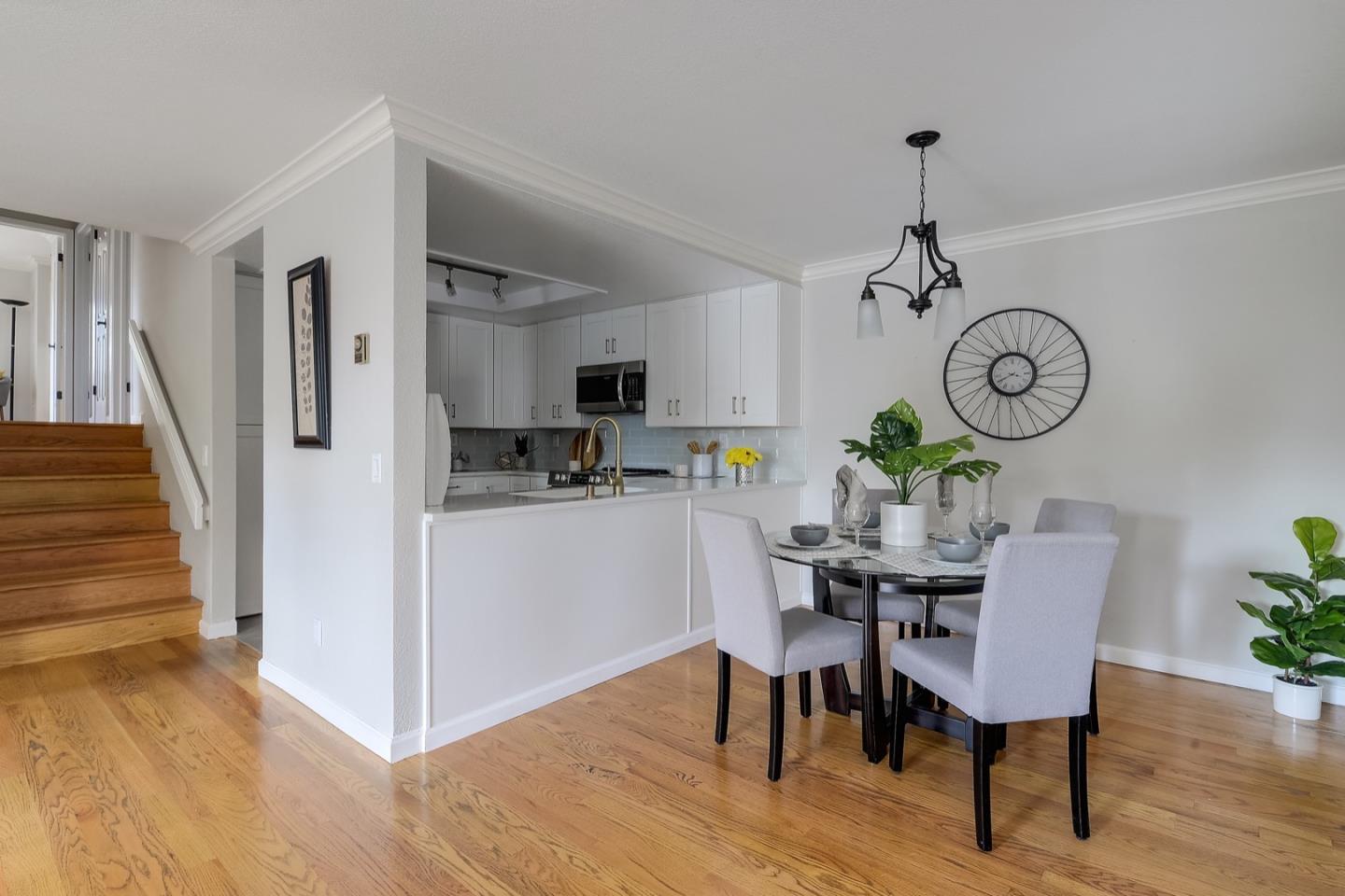 71 Roberts Road, Unit 5 Los Gatos, CA 95032 - Photo 6 of 27 Gallery Image 6