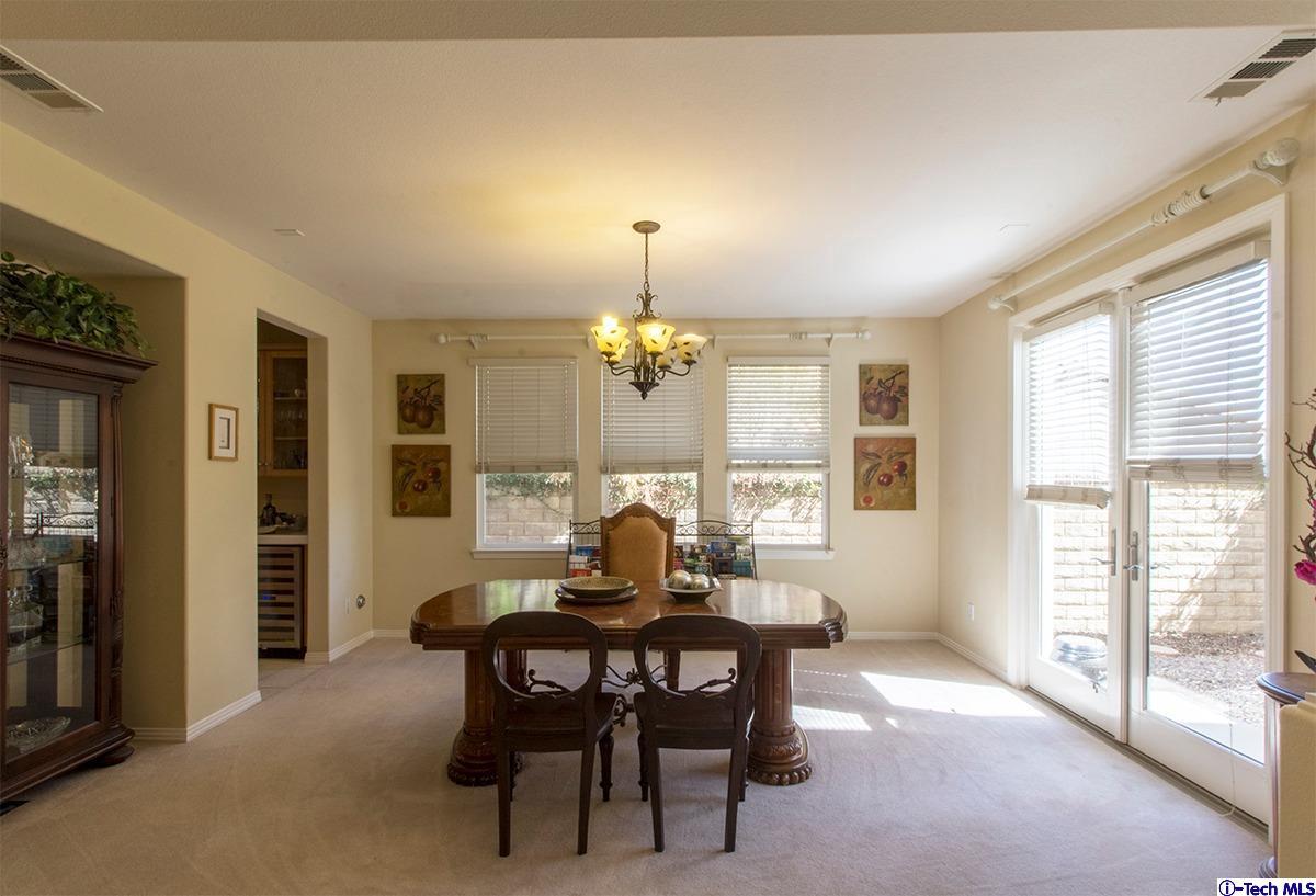 27147 Cedar Ridge Place Valencia, CA 91381 - Photo 8 of 28 Gallery Image 8