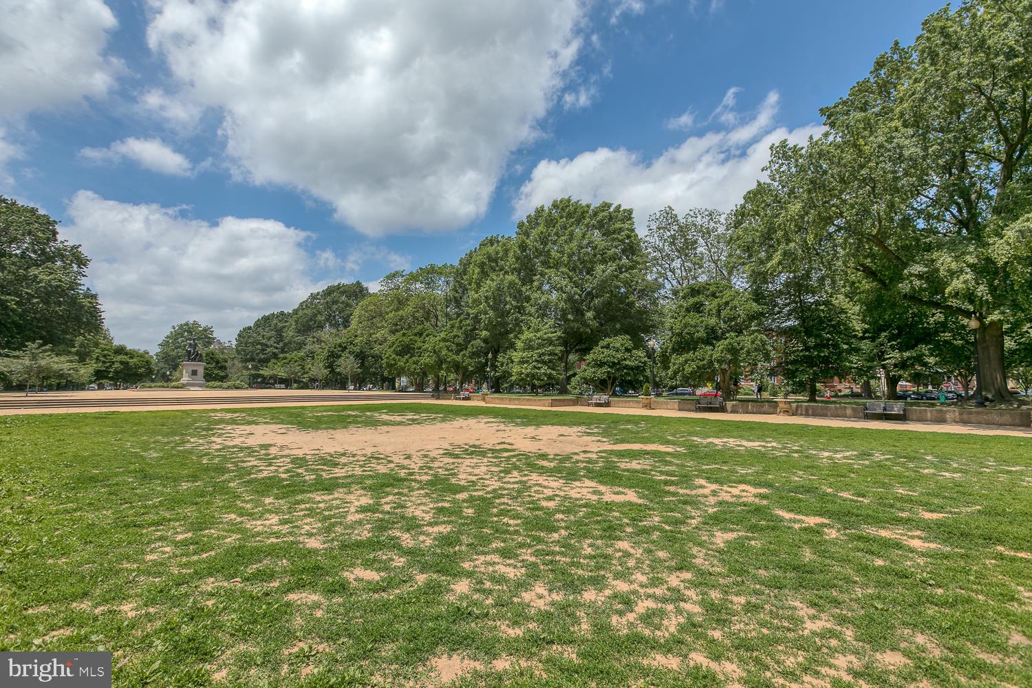 602 14th Place Northeast Washington, DC 20002 - Photo 37 of 40 Capitol Hill offers parks, shopping & restaurants!