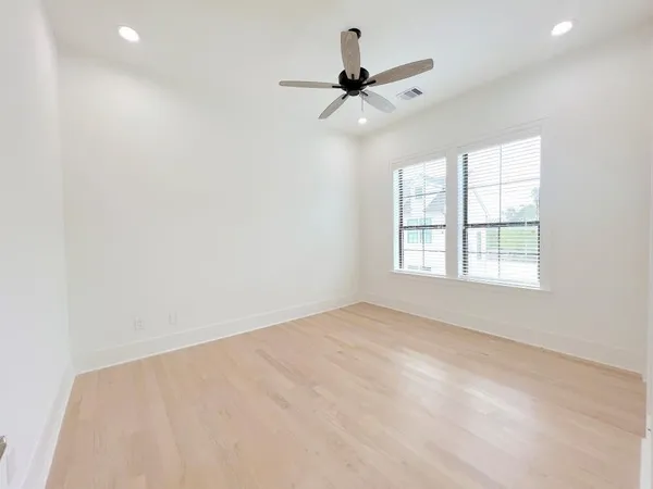 $3,100 | 2122 Blalock Road, Unit A, Houston, TX 77080