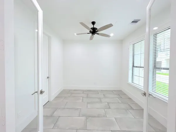 $3,100 | 2122 Blalock Road, Unit A, Houston, TX 77080
