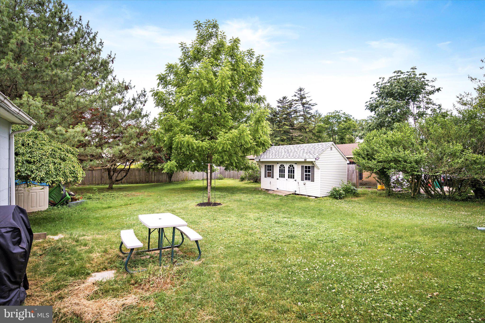 121 Florence Avenue Ewing, NJ 08618 - Photo 21 of 24