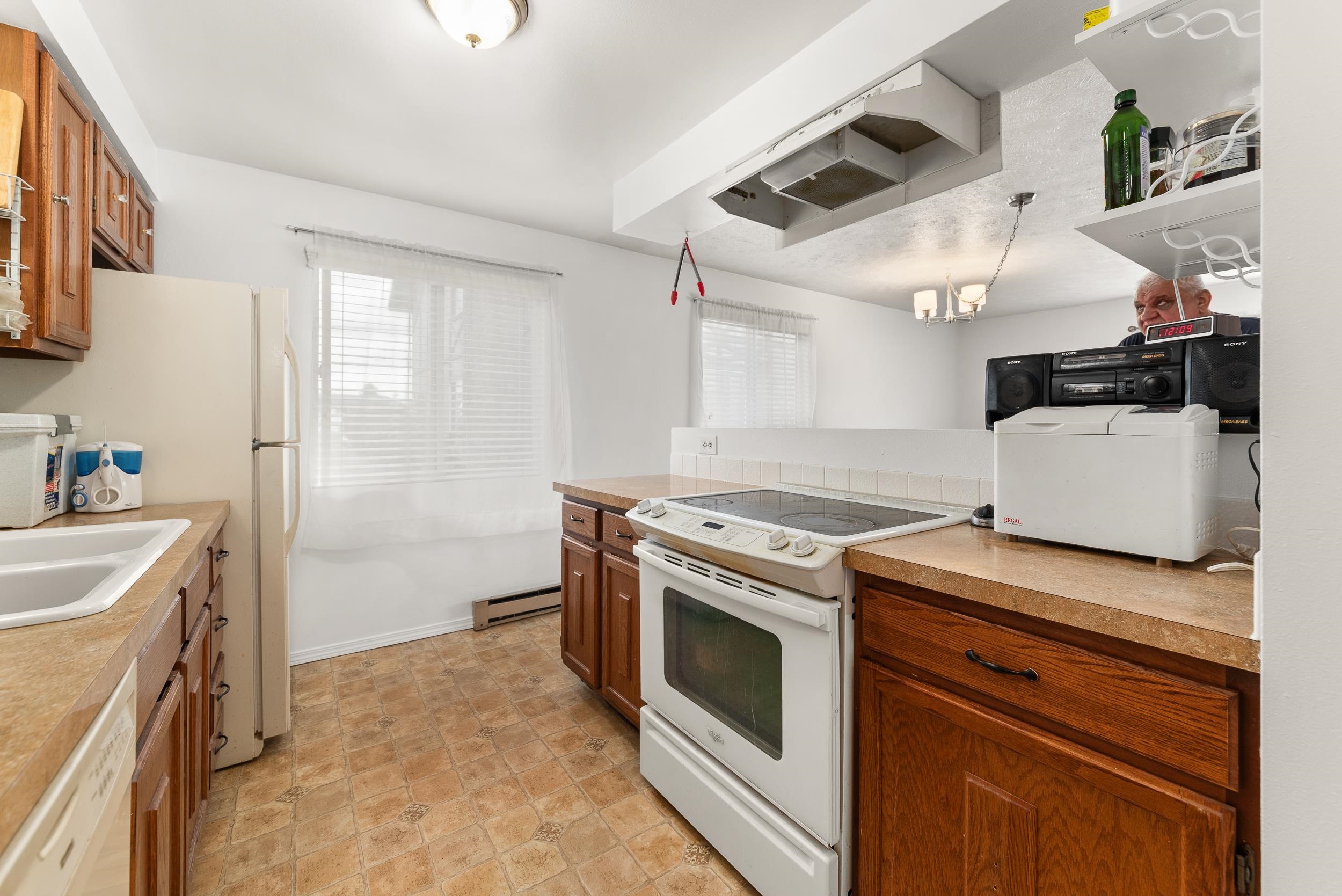 306 East Weile Avenue, Unit #2 Spokane, WA 99208 - Photo 17 of 31