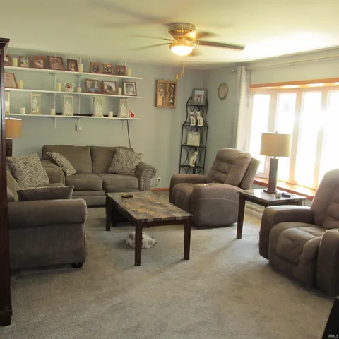 $220,000 | 404 West Franklin Street, Colfax, IN 46035