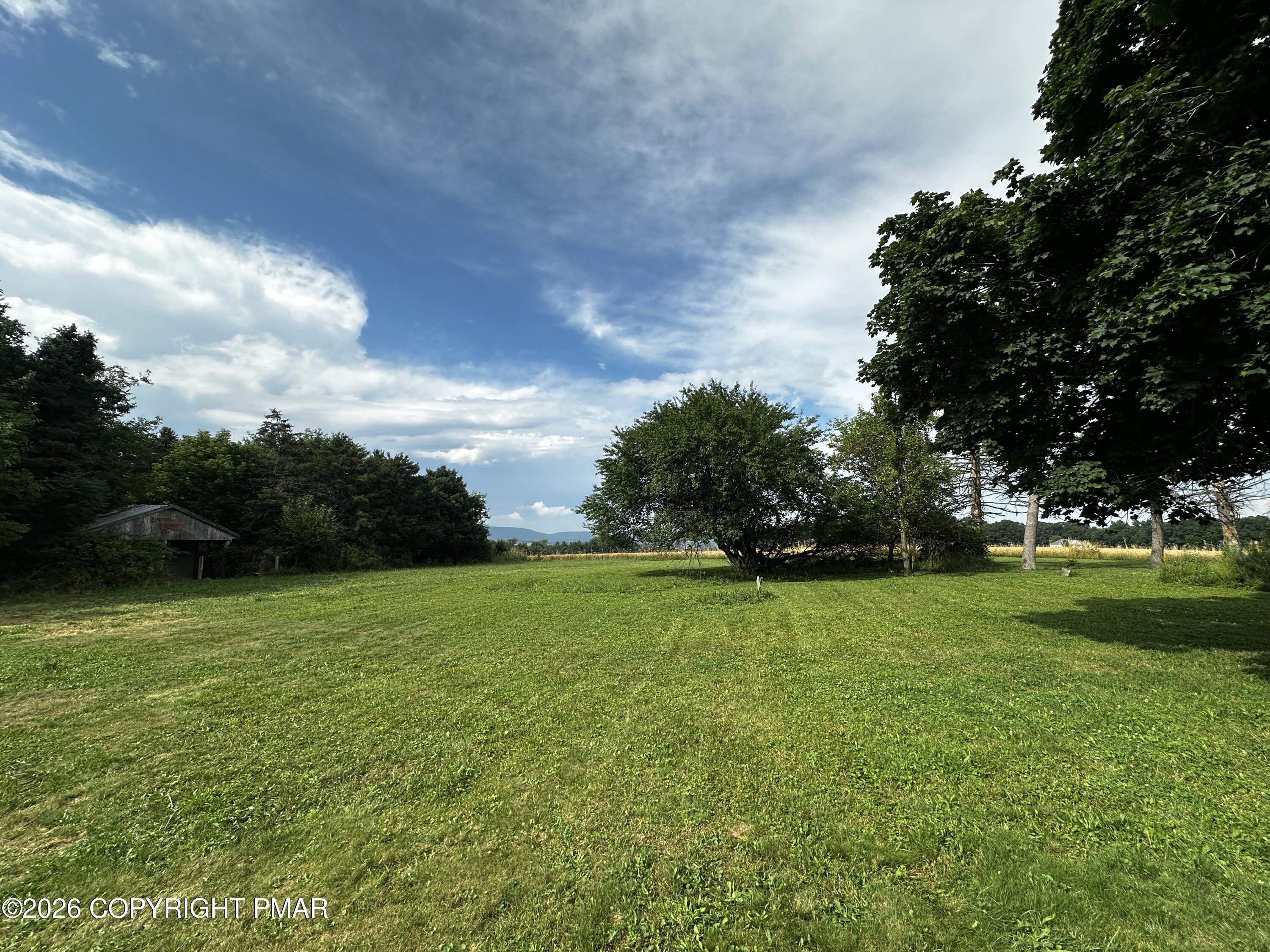 224 Middle Road Catawissa, PA 17820 - Photo 4 of 48 IMG_0678