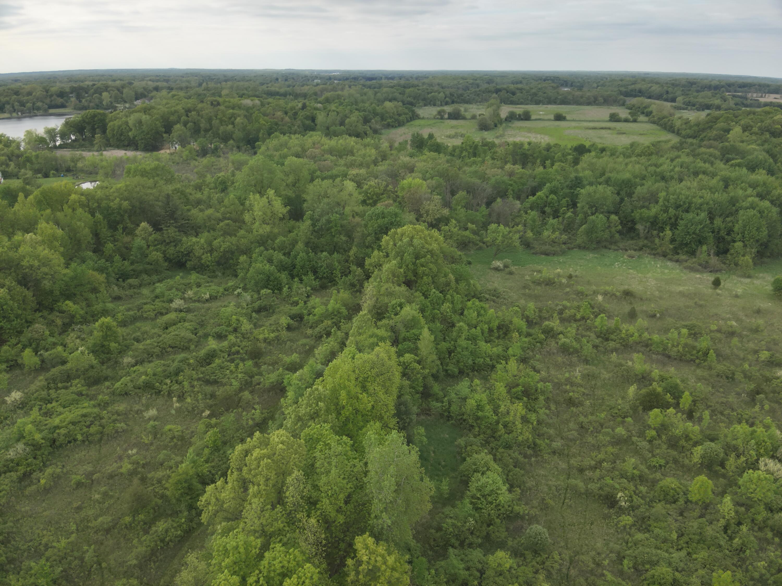 Bunkerhill Road Jackson, MI 49201 - Photo 21 of 31 DJI_20250520063728_0008_V