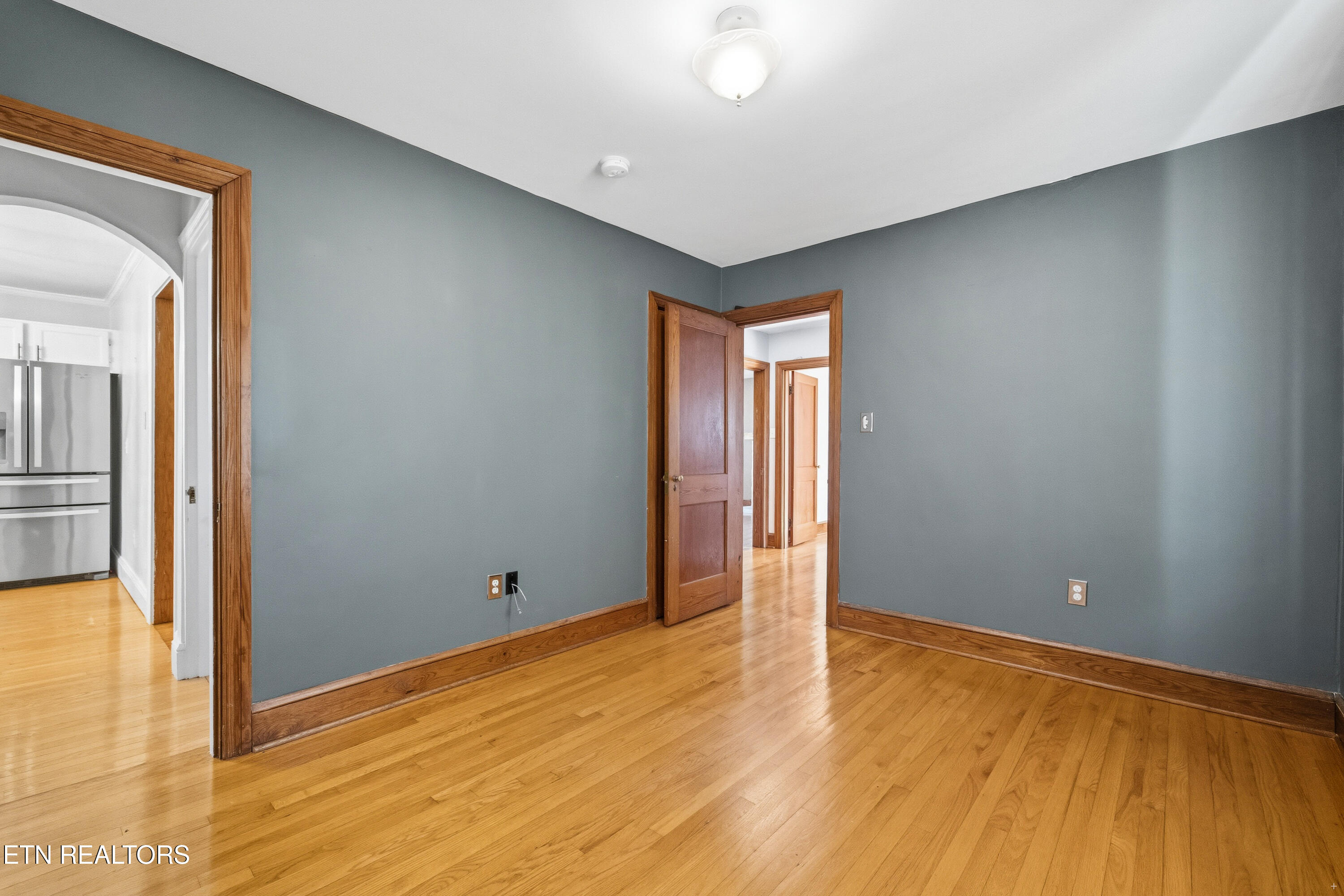 5102 East Sunset Road Knoxville, TN 37914 - Photo 23 of 39 Bedroom 3 - Main Level