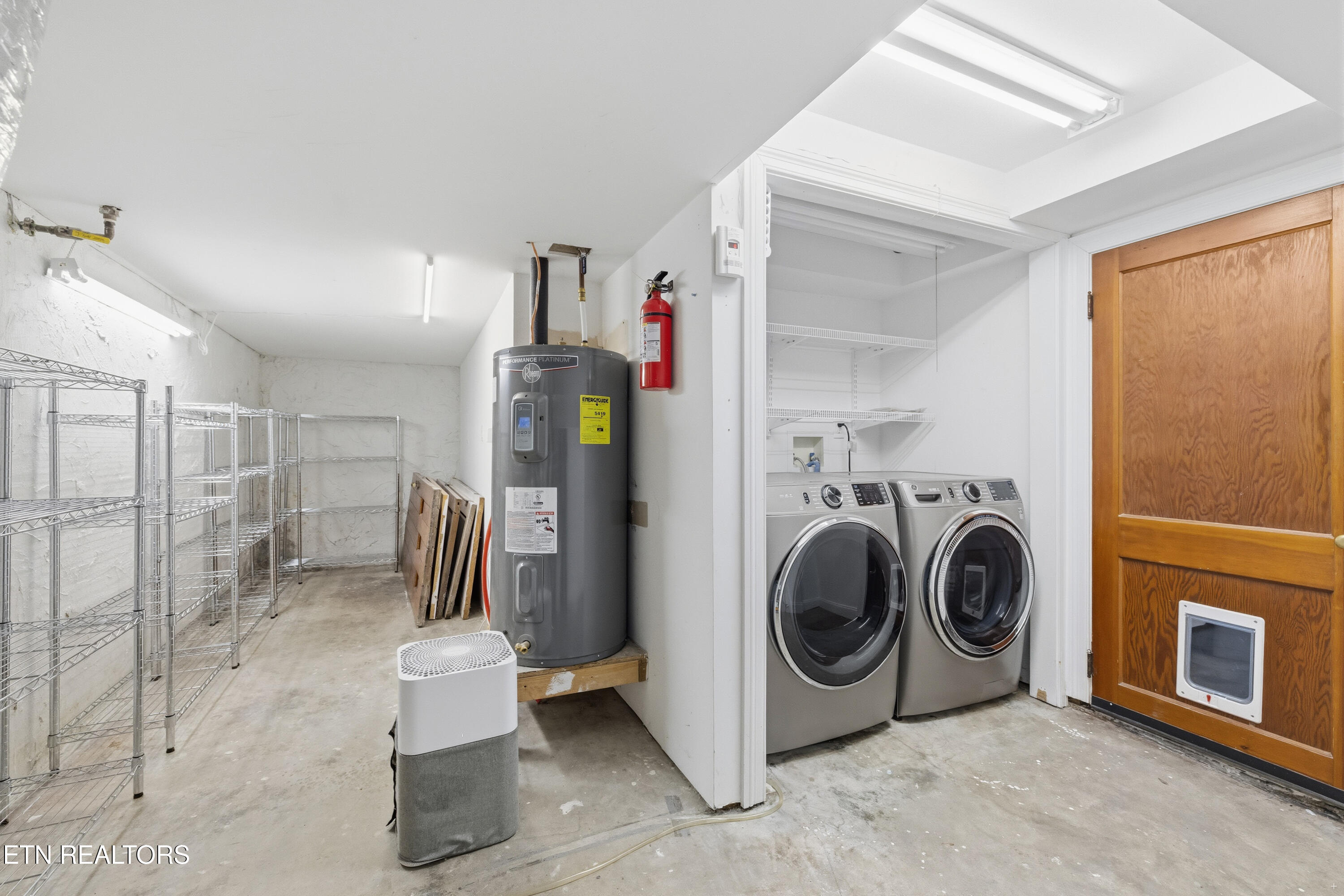 5102 East Sunset Road Knoxville, TN 37914 - Photo 30 of 39 Utility Room Downstairs
