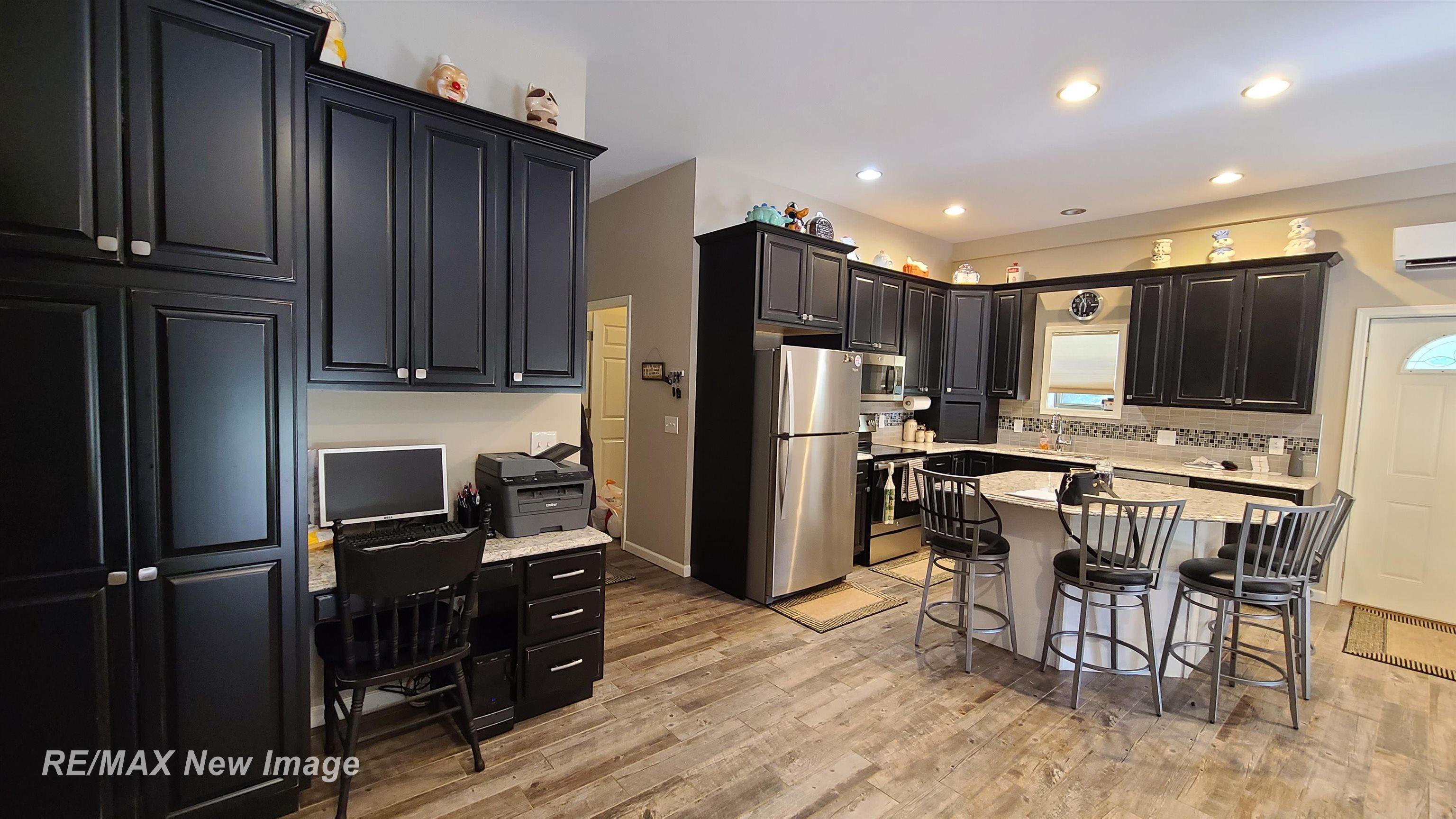 15550 South Hemlock Road Chesaning, MI 48616 - Photo 12 of 24