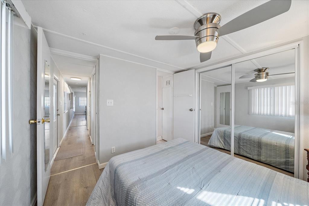 84 Del Rio Drive Palmetto, FL 34221 - Photo 14 of 24