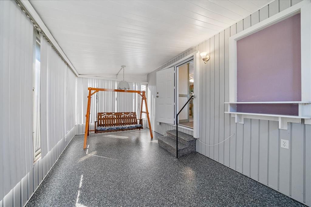 84 Del Rio Drive Palmetto, FL 34221 - Photo 19 of 24