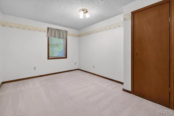 $350,000 | 16 Monte Rosa Drive, De Soto, MO 63020