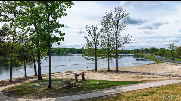 $350,000 | 16 Monte Rosa Drive, De Soto, MO 63020