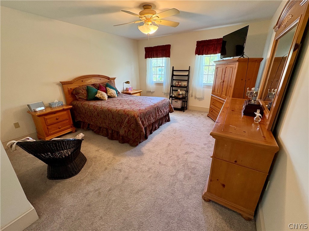 7892 East Ridge Pointe Drive Manlius, NY 13066 - Photo 26 of 46 Spacious primary suite.