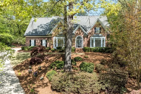$950,000 | 2184 Brooke Farm Court, Dunwoody, GA 30338