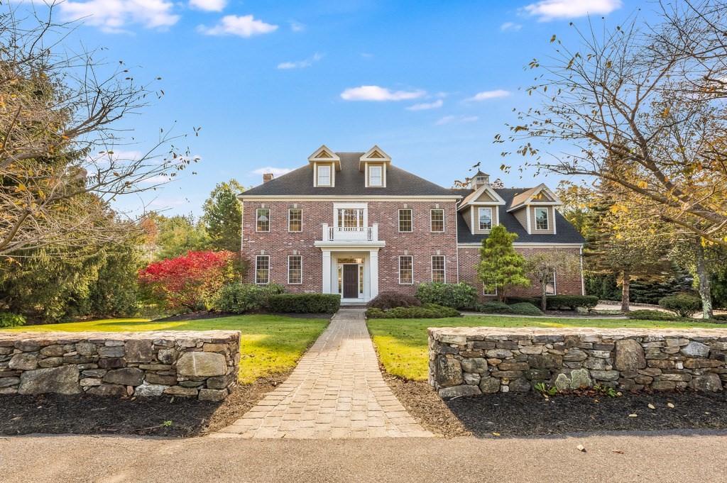 16 Coachman Ridge Road Shrewsbury, MA 01545 - Photo 1 of 35 Gallery Image 1