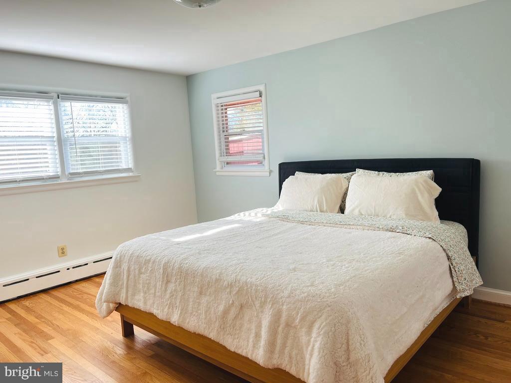 3900 Laurel Road Alexandria, VA 22309 - Photo 17 of 32 Spacious primary en-suite