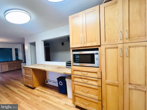 $4,250 | 3900 Laurel Road, Alexandria, VA 22309