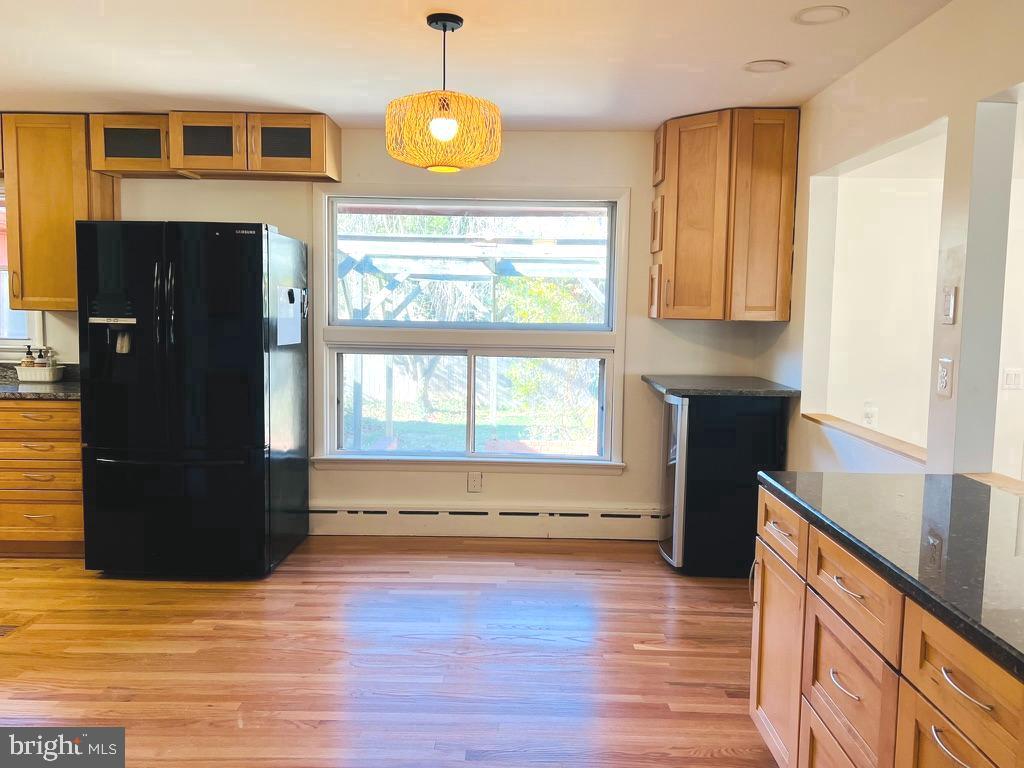 3900 Laurel Road Alexandria, VA 22309 - Photo 6 of 32 Space for a breakfast table