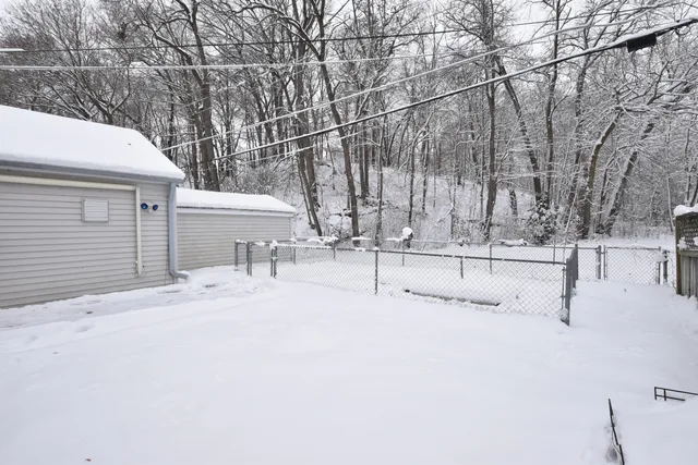 $234,900 | 2843 Eisenhower Drive, Racine, WI 53405