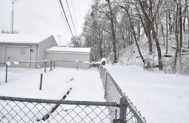 $234,900 | 2843 Eisenhower Drive, Racine, WI 53405