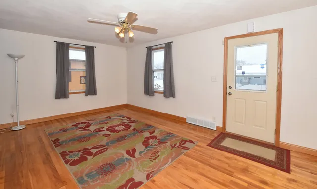 $234,900 | 2843 Eisenhower Drive, Racine, WI 53405