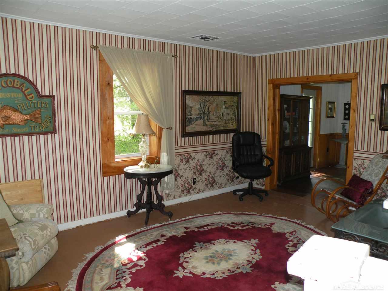 4220 Applegate Road Applegate, MI 48401 - Photo 6 of 14 31309730-5.JPG