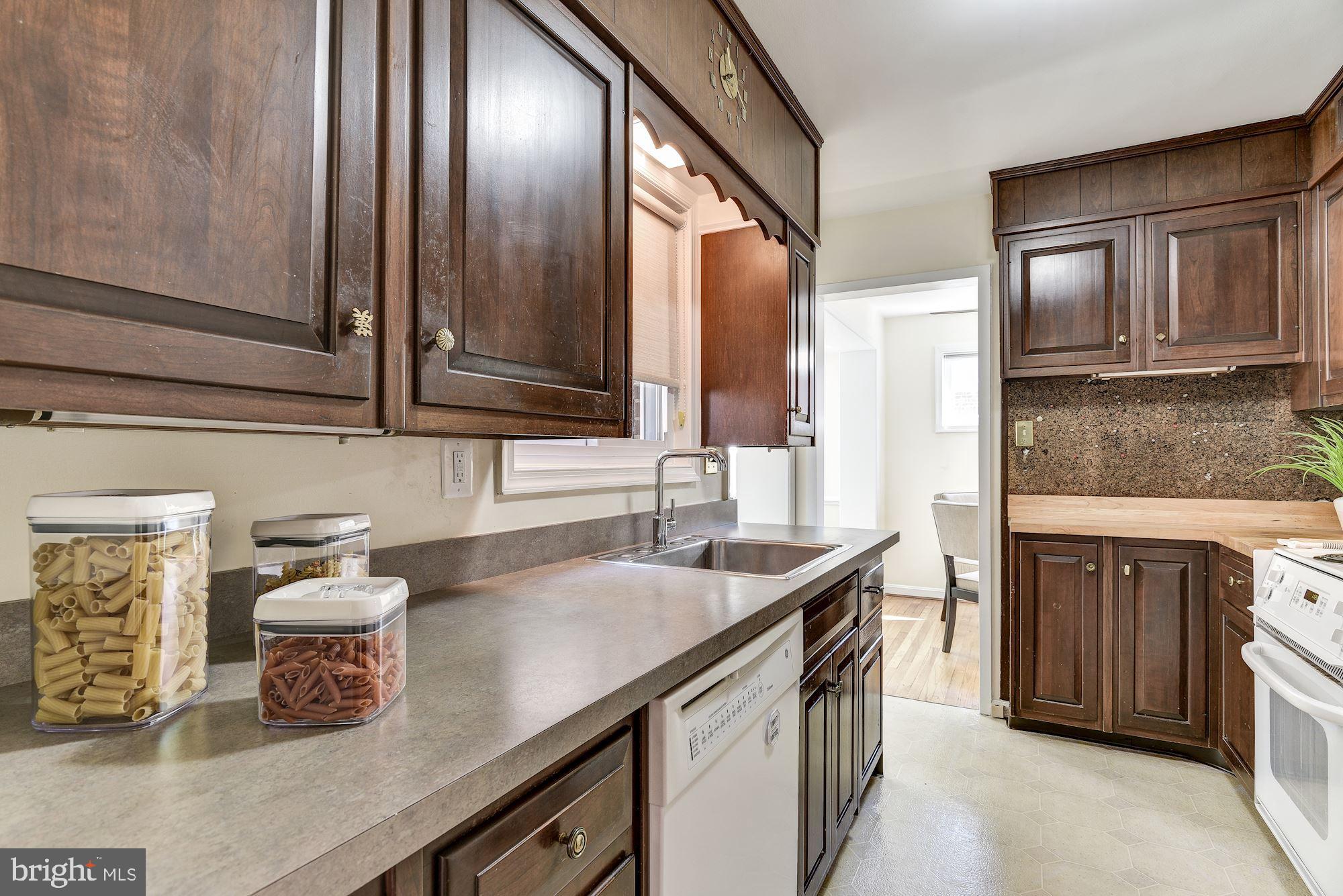 1609 Sanford Road Silver Spring, MD 20902 - Photo 16 of 38 Kitchen.