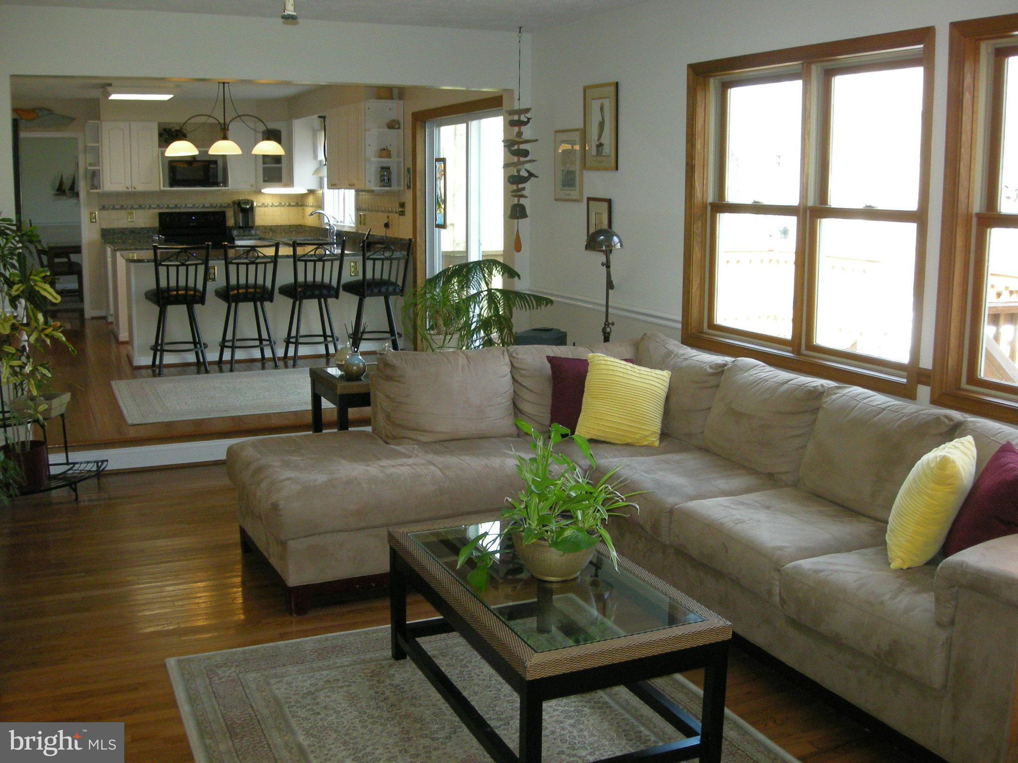 11911 Bluestone Road Kingsville, MD 21087 - Photo 12 of 30 Family Room view toward Kitchen