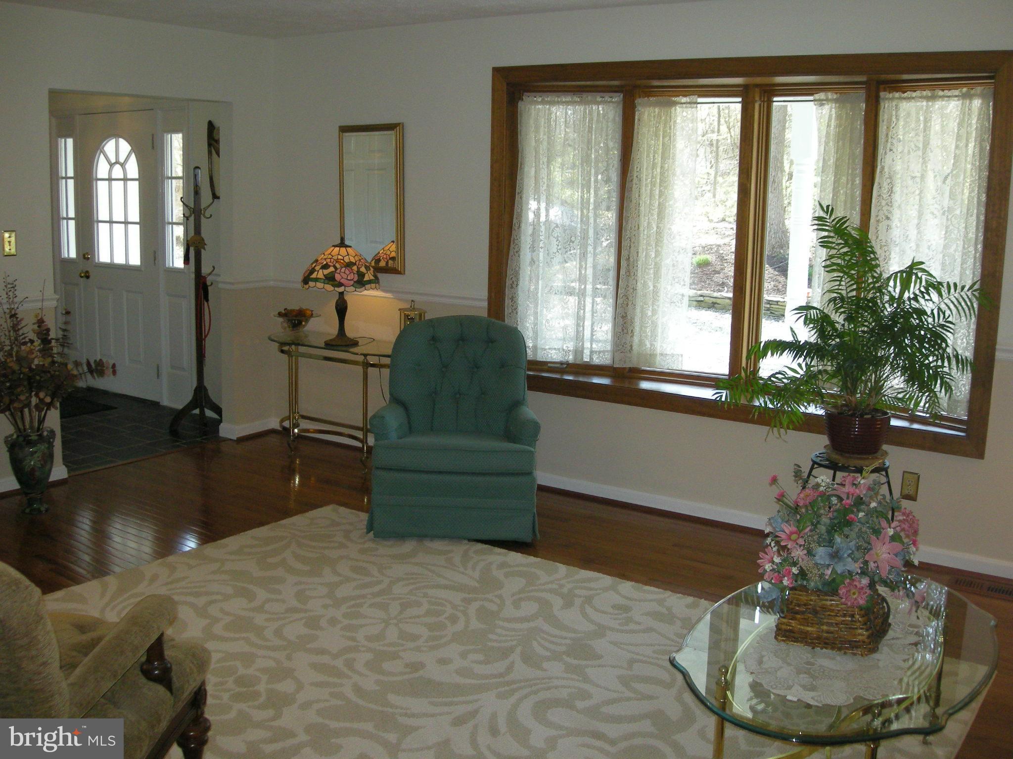 11911 Bluestone Road Kingsville, MD 21087 - Photo 15 of 30 Living Room