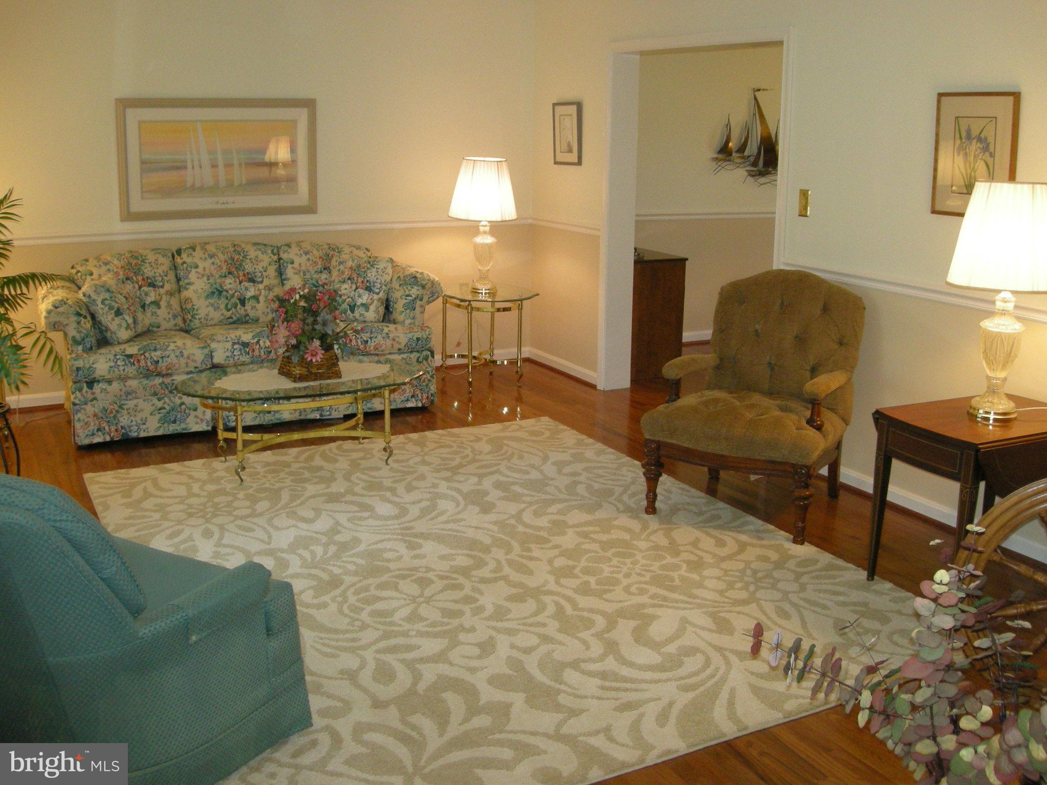 11911 Bluestone Road Kingsville, MD 21087 - Photo 17 of 30 Living Room
