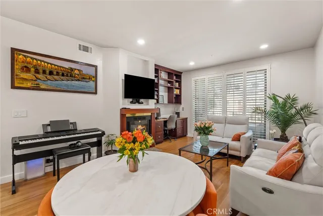 $540,000 | 555 Maine Avenue, Unit 113, Long Beach, CA 90802