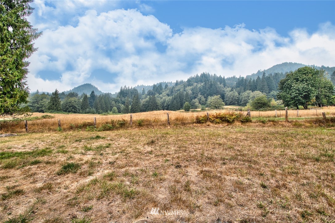 7289 Carlson Road Concrete, WA 98237 - Photo 18 of 19 Gallery Image 18