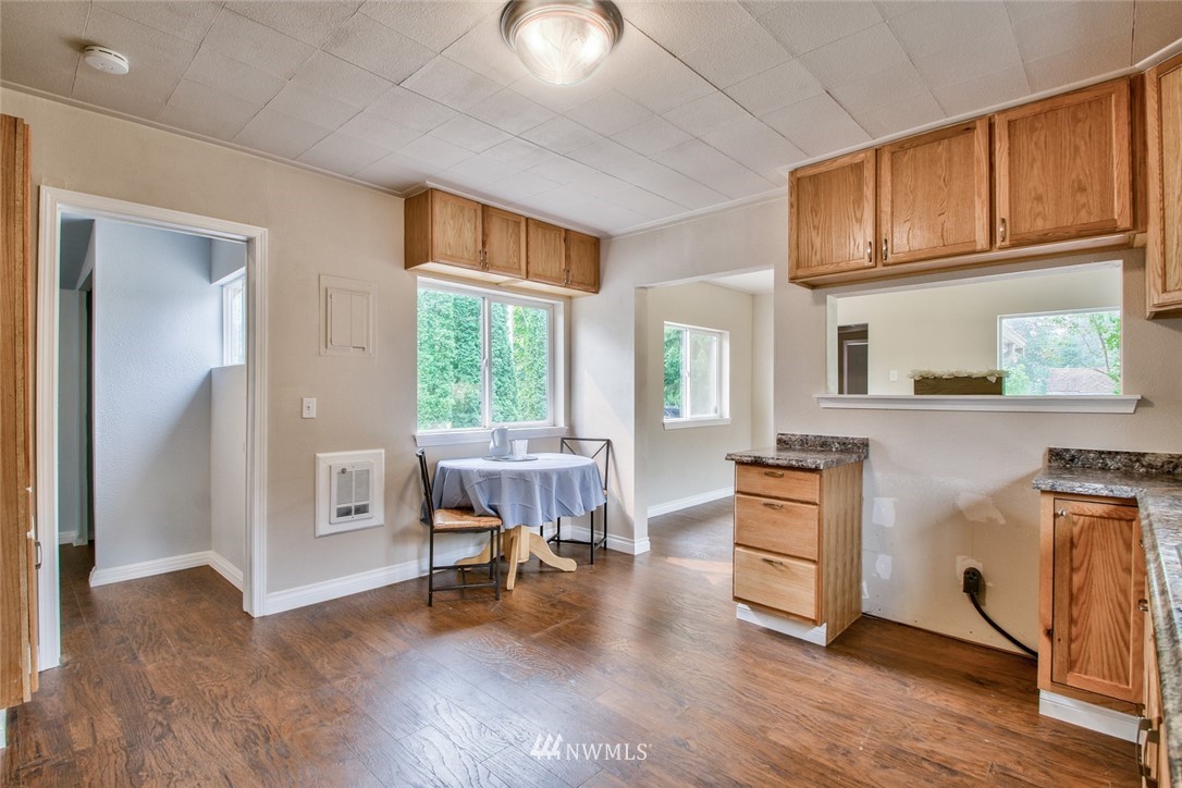 7289 Carlson Road Concrete, WA 98237 - Photo 5 of 19 Gallery Image 5