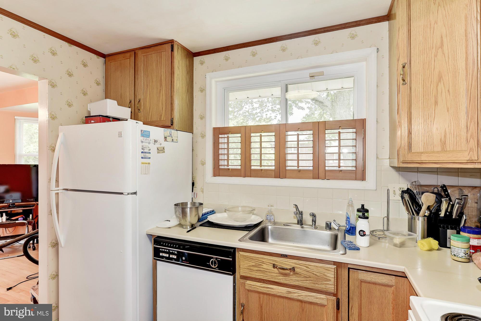 1307 Ray Road Hyattsville, MD 20782 - Photo 6 of 12 Kitchen
