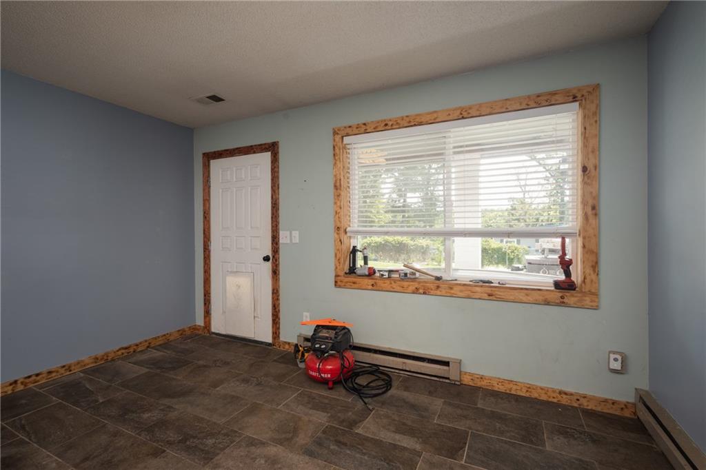 28887 Mortensen Road Lincoln, MO 65338 - Photo 7 of 59