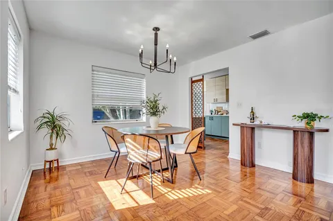 $900,000 | 707 South Lois Avenue, Tampa, FL 33609