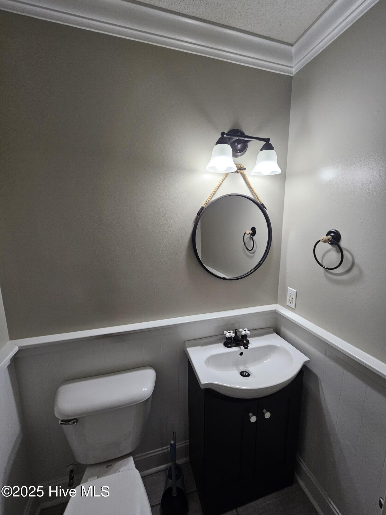 130 Spain Drive Hubert, NC 28539 - Photo 4 of 20 20240722_145457