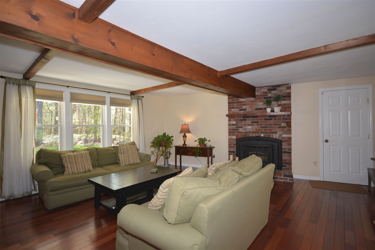 63 Hooker Farm Road Salem, NH 03079 - Photo 3 of 40