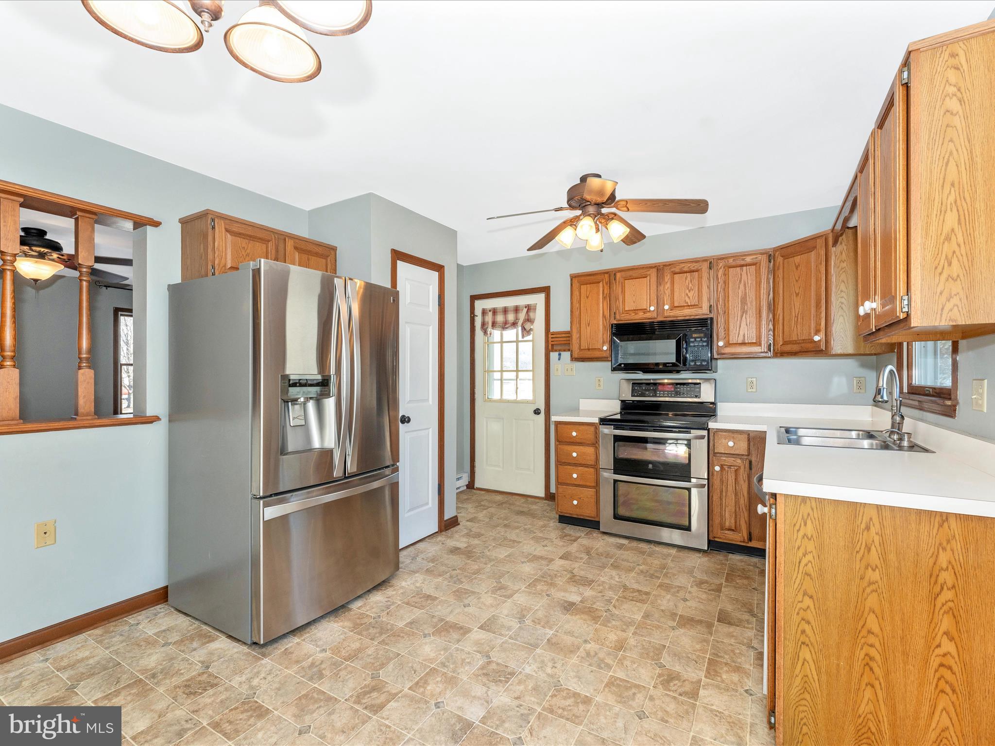 8976 Mentzer Gap Road Waynesboro, PA 17268 - Photo 9 of 51 Kitchen